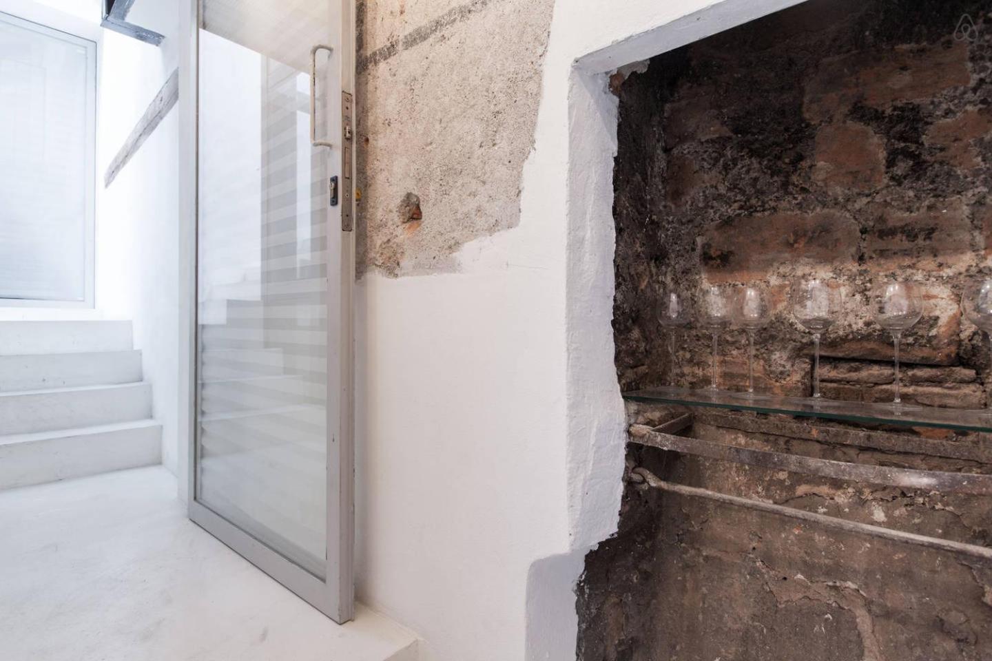 Apartamento Casa Milano - And - Modernist Marvel